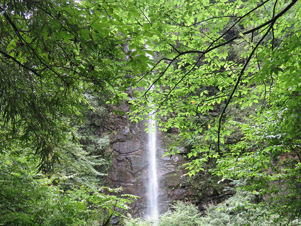 長(zhǎng)空瀑布（西嶺前山）